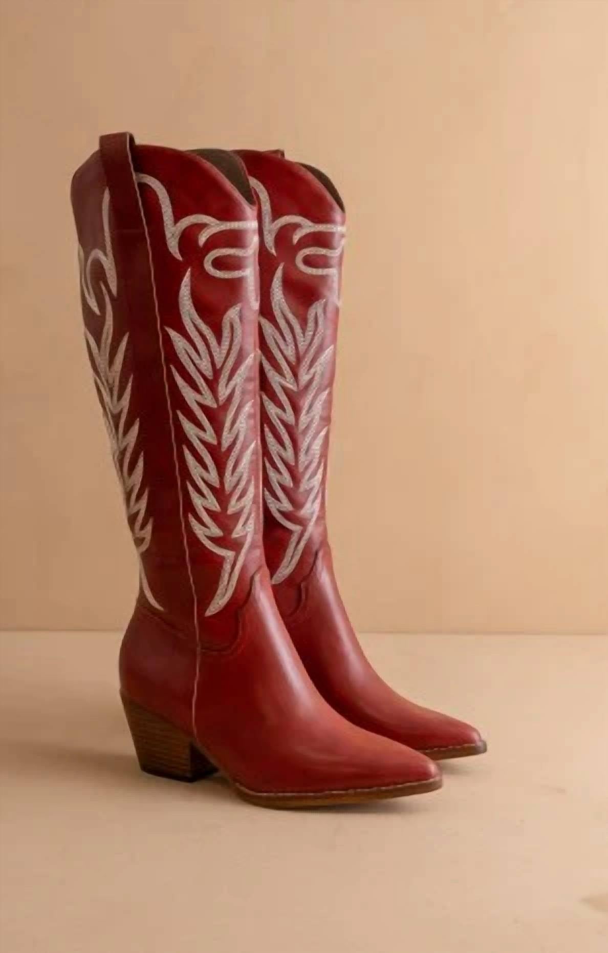 Oasis Society - Women's Savannah Embroidered Western Boot