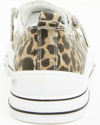 Very G - Women's Walkin’ Wild Sneakers