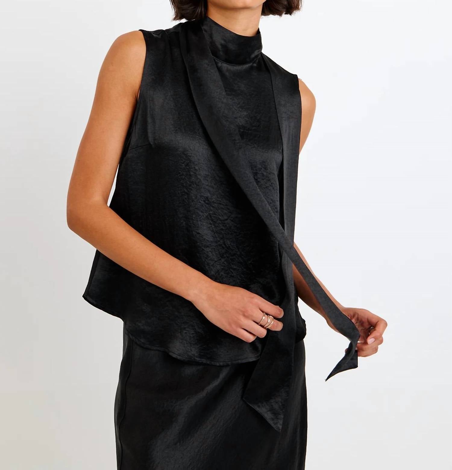 Bella Dahl - Sleeveless Scarf Neck Blouse