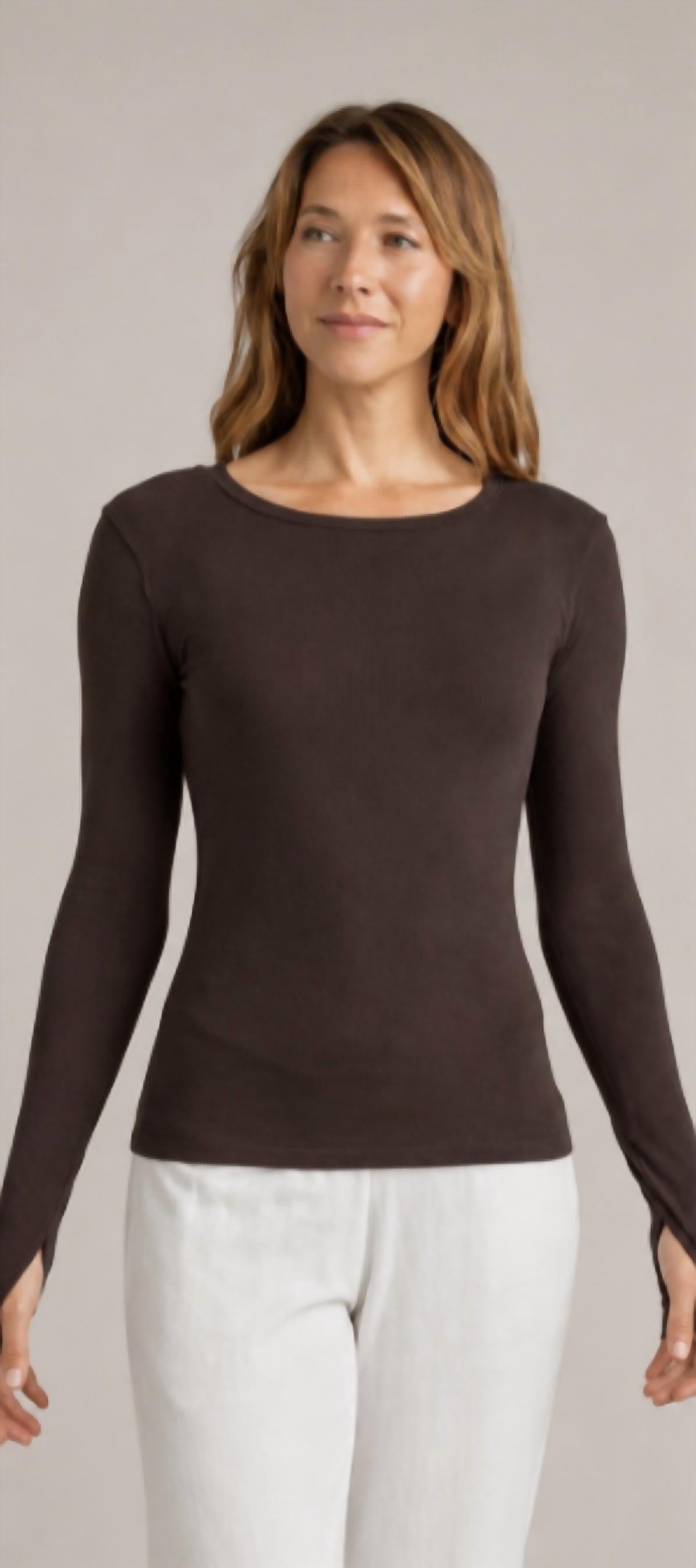 Mila Los Angeles - Reverse Seam Long Sleeve Thumbhole Tee