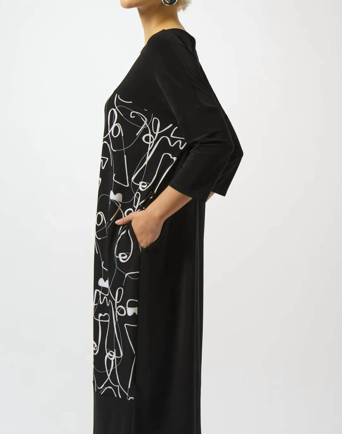 Joseph Ribkoff - Face Print Boat Neck Three Quarter Sleeves Cocoon Dress