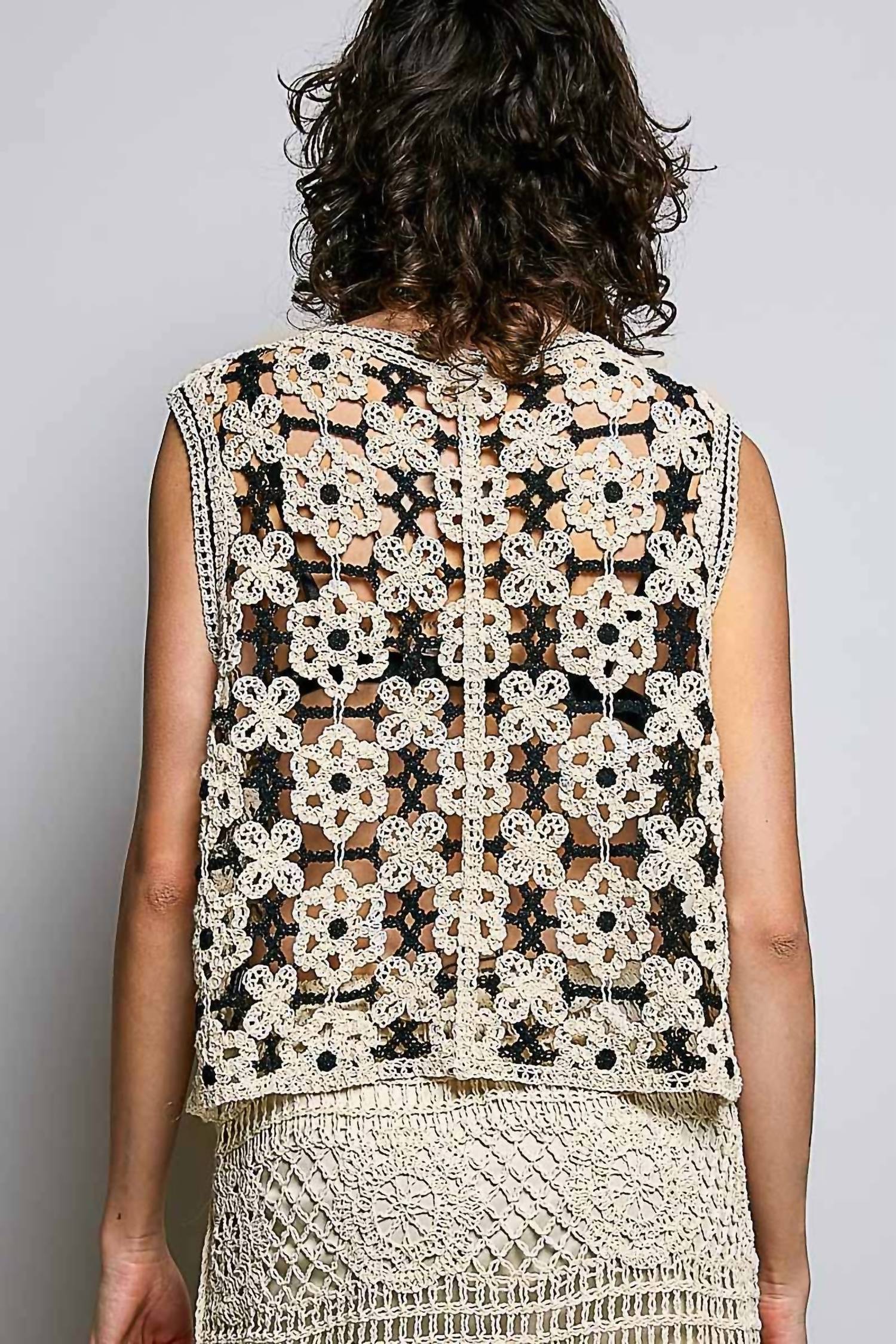 Pol - Decorative Touch Button V-neck Floral Crochet Vest