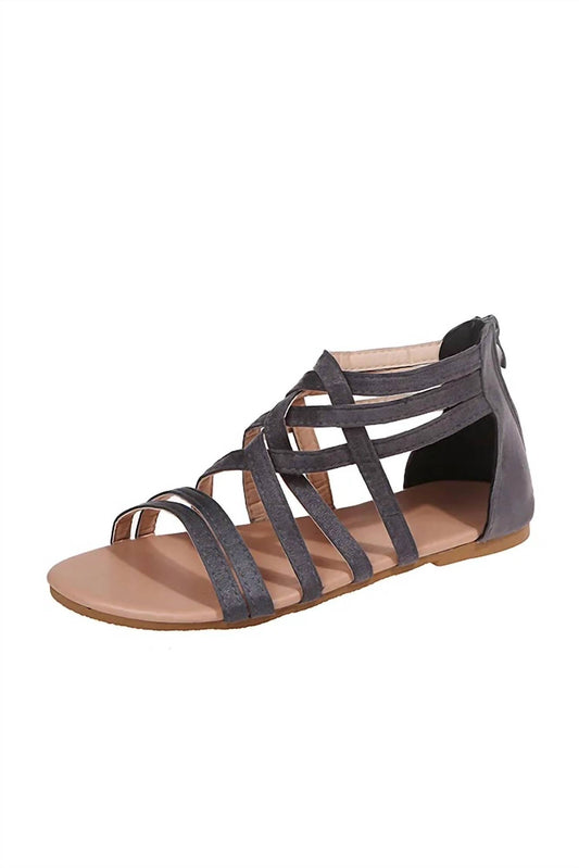 HOLLOW OUT FLAT SANDALS