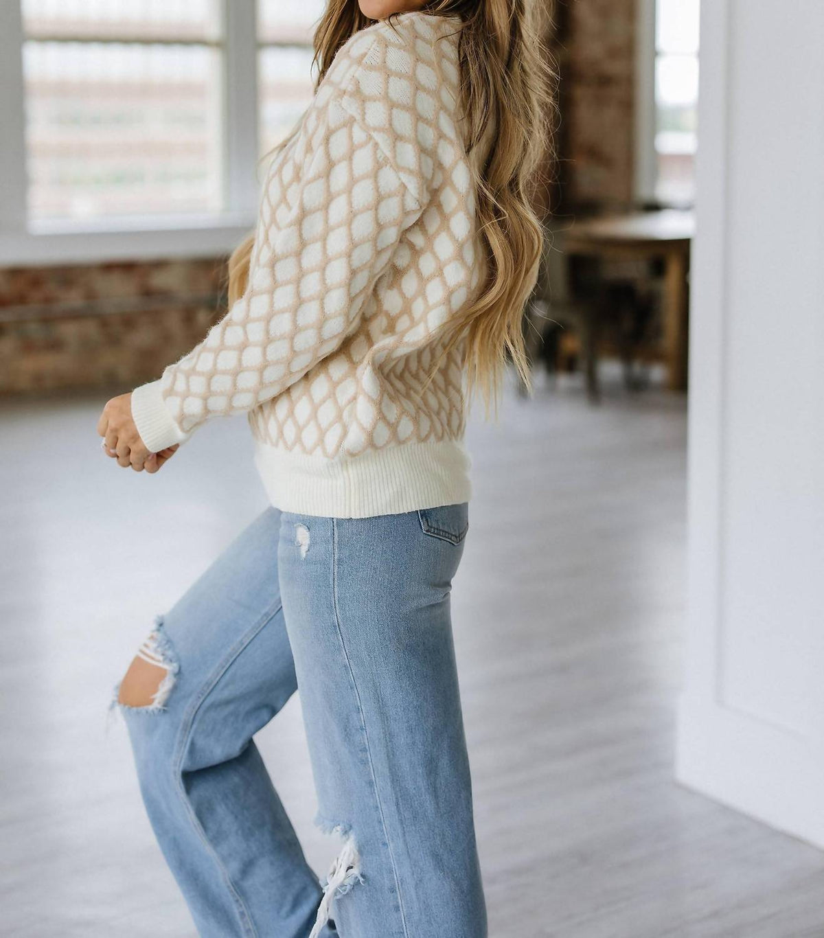 Liam & Company - Cami Textured Drop Sleeve Sweater
