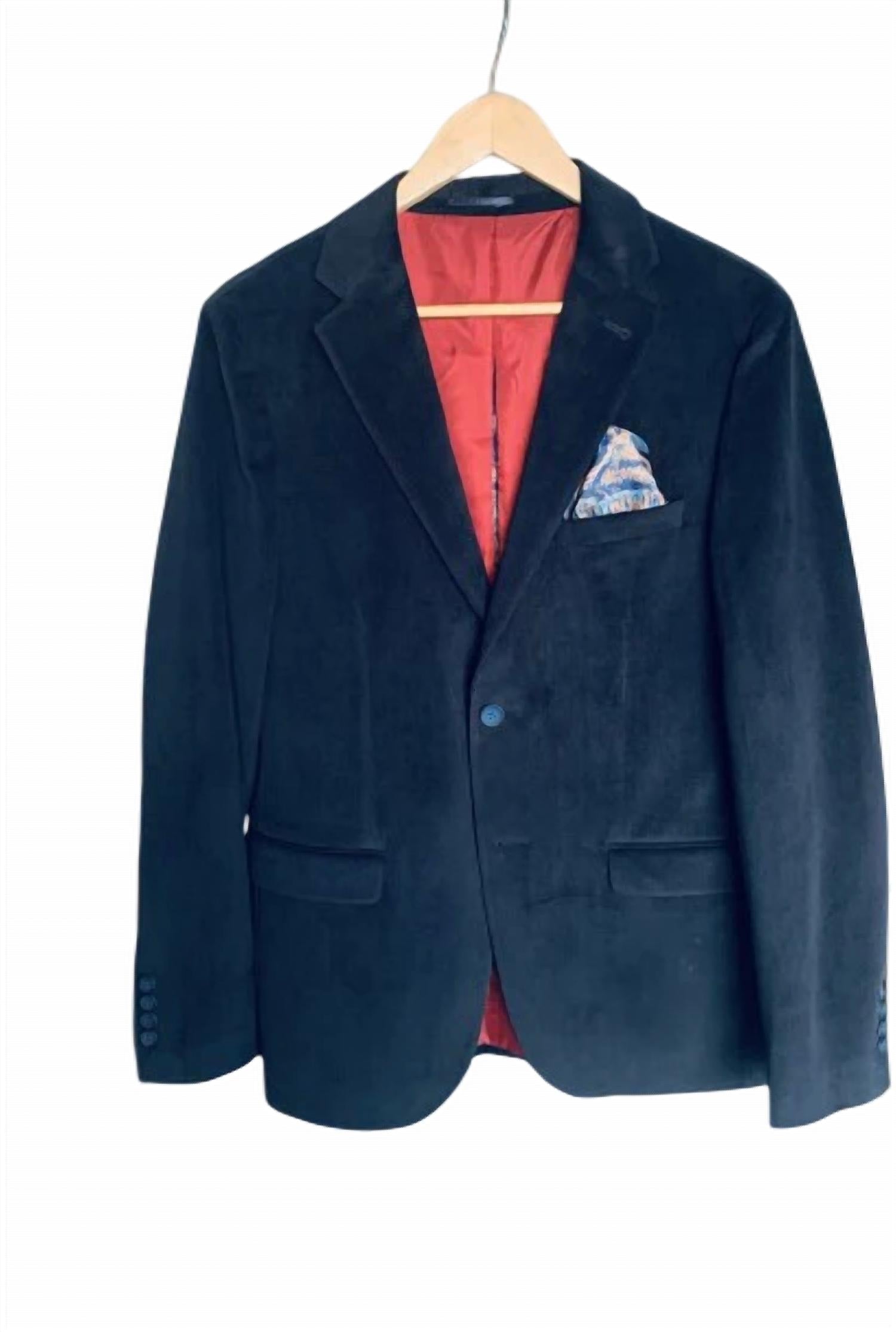 Mizumi Couture - Men Velvet Blazer With Silk Lining And Pocket Scarf