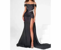 PORTIA&SCARLETT Off Shoulder Dress in black - women's dress