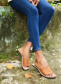Deux Mains - Classic Slide Sandal