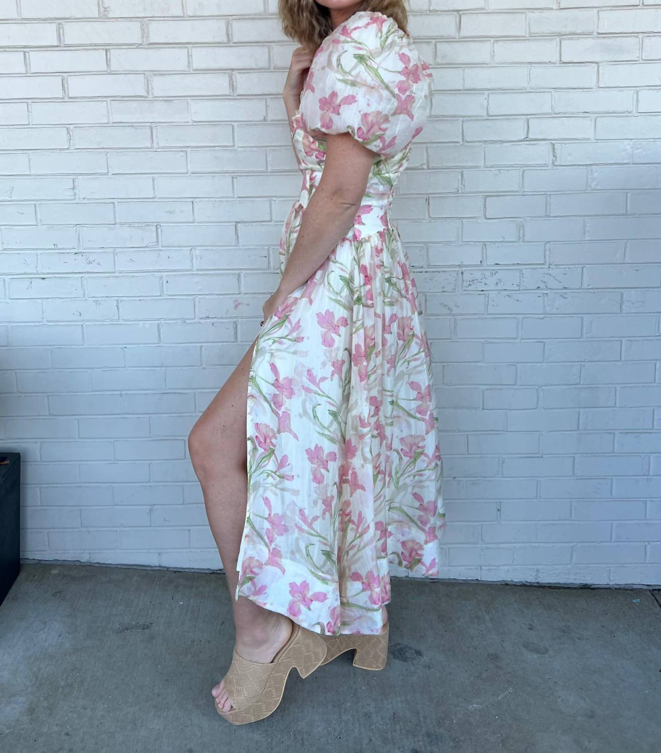 Astr - Sasilia Floral Midi Dress