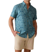 Faherty Breeze Short Sleeve Shirt in stormy sea floral - men's shirt
