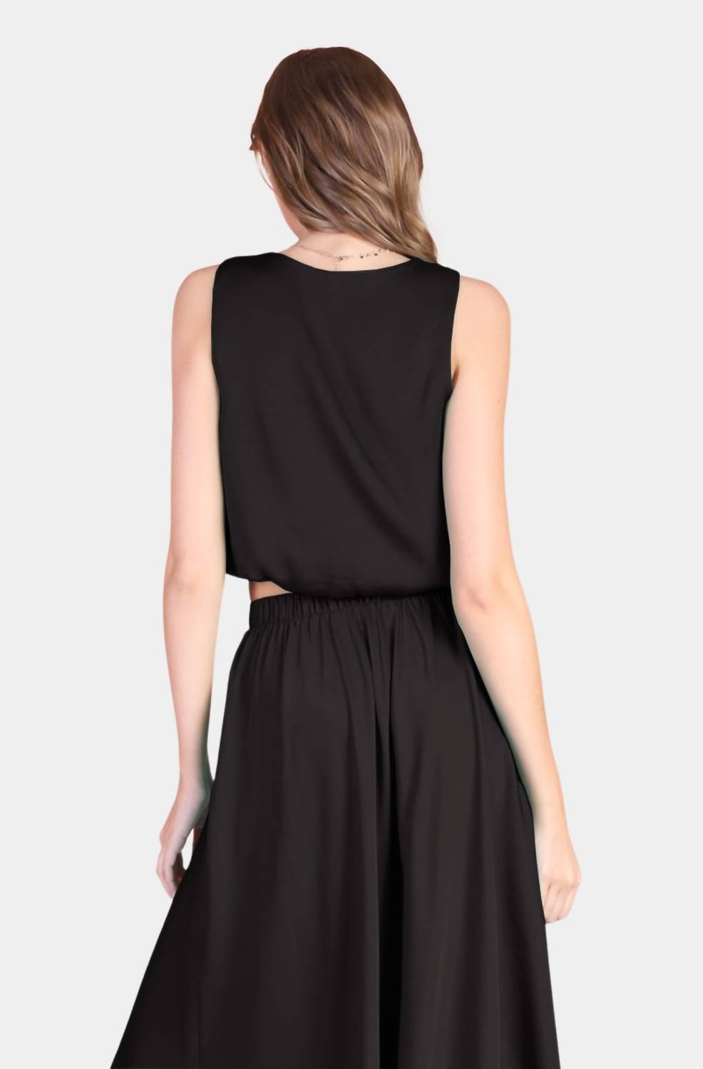 Tyche - Allegra V-neck Bubble Top