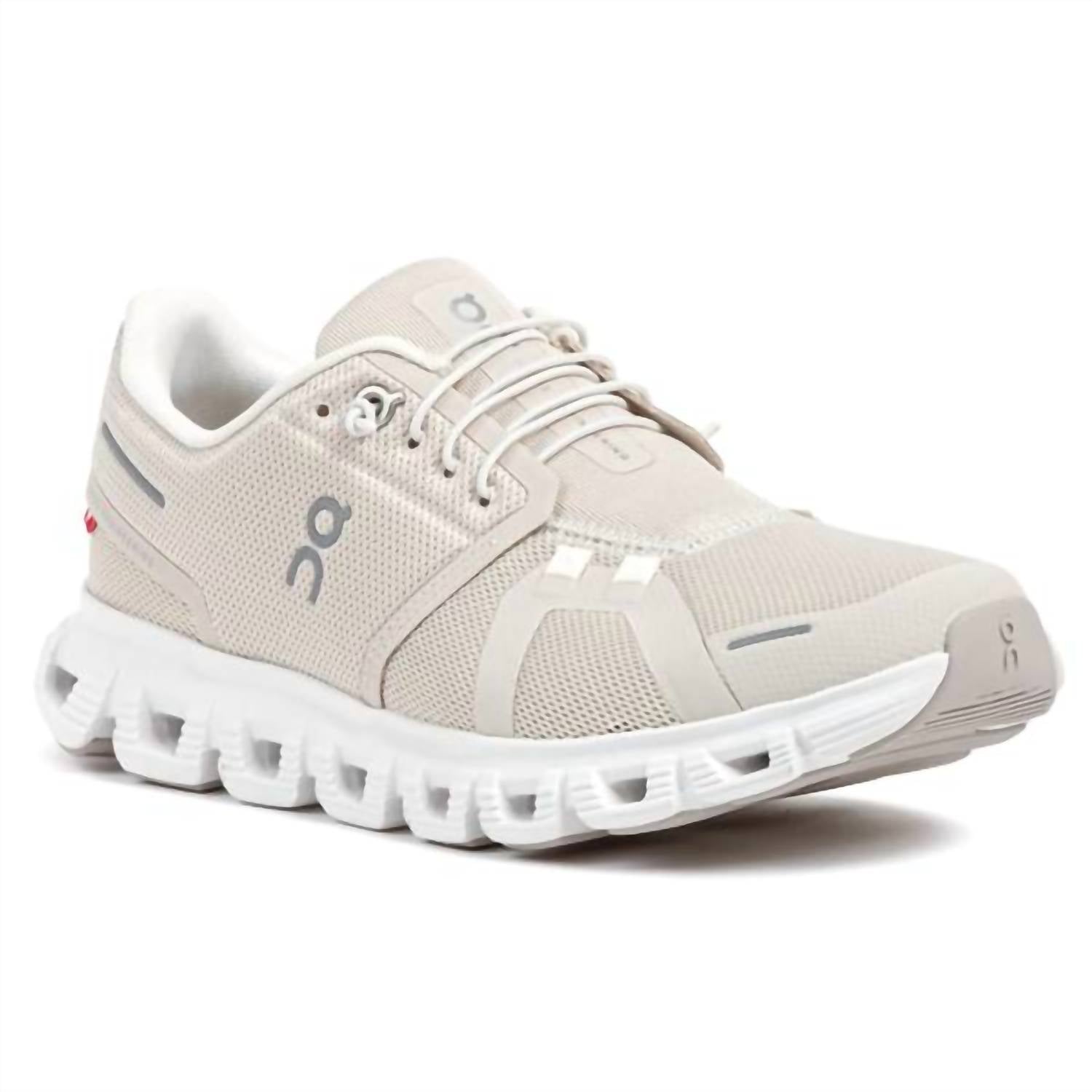 On - Women's Cloud 6 Shoe