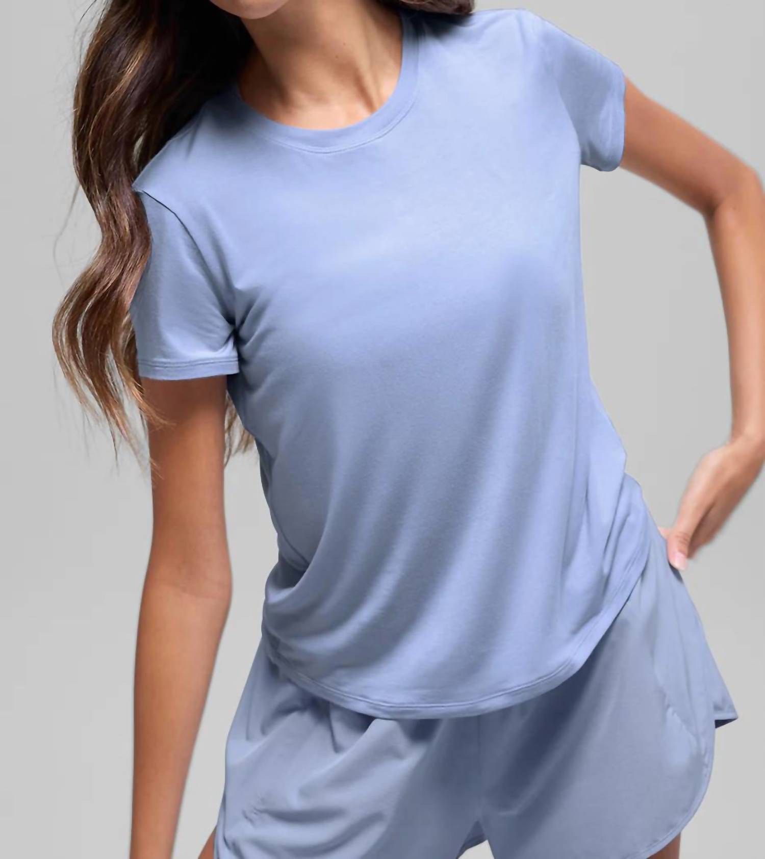 Alo Yoga - All Day Short Sleeve Tee