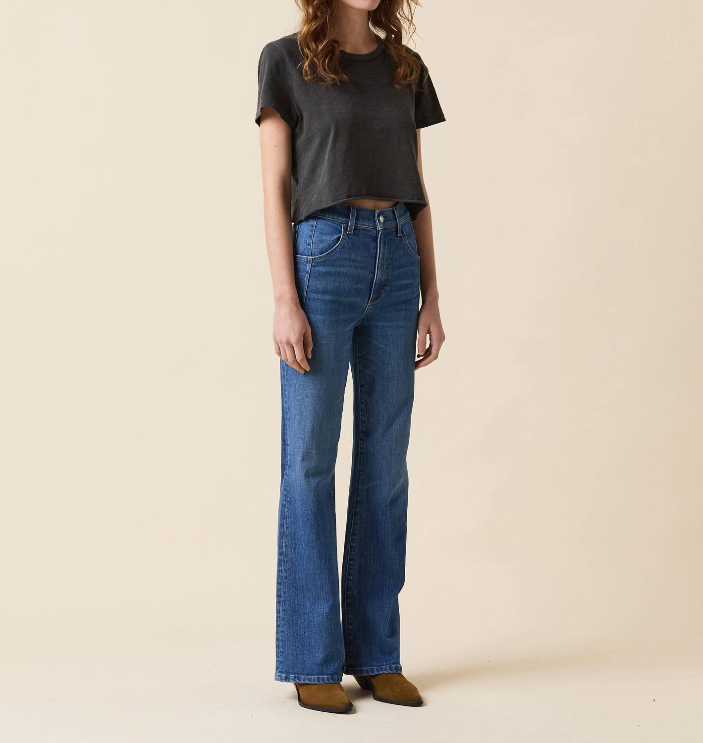 Le Jean Farrah Flare High Rise Jeans in bohemian blue 1 - women's jeans - detail view