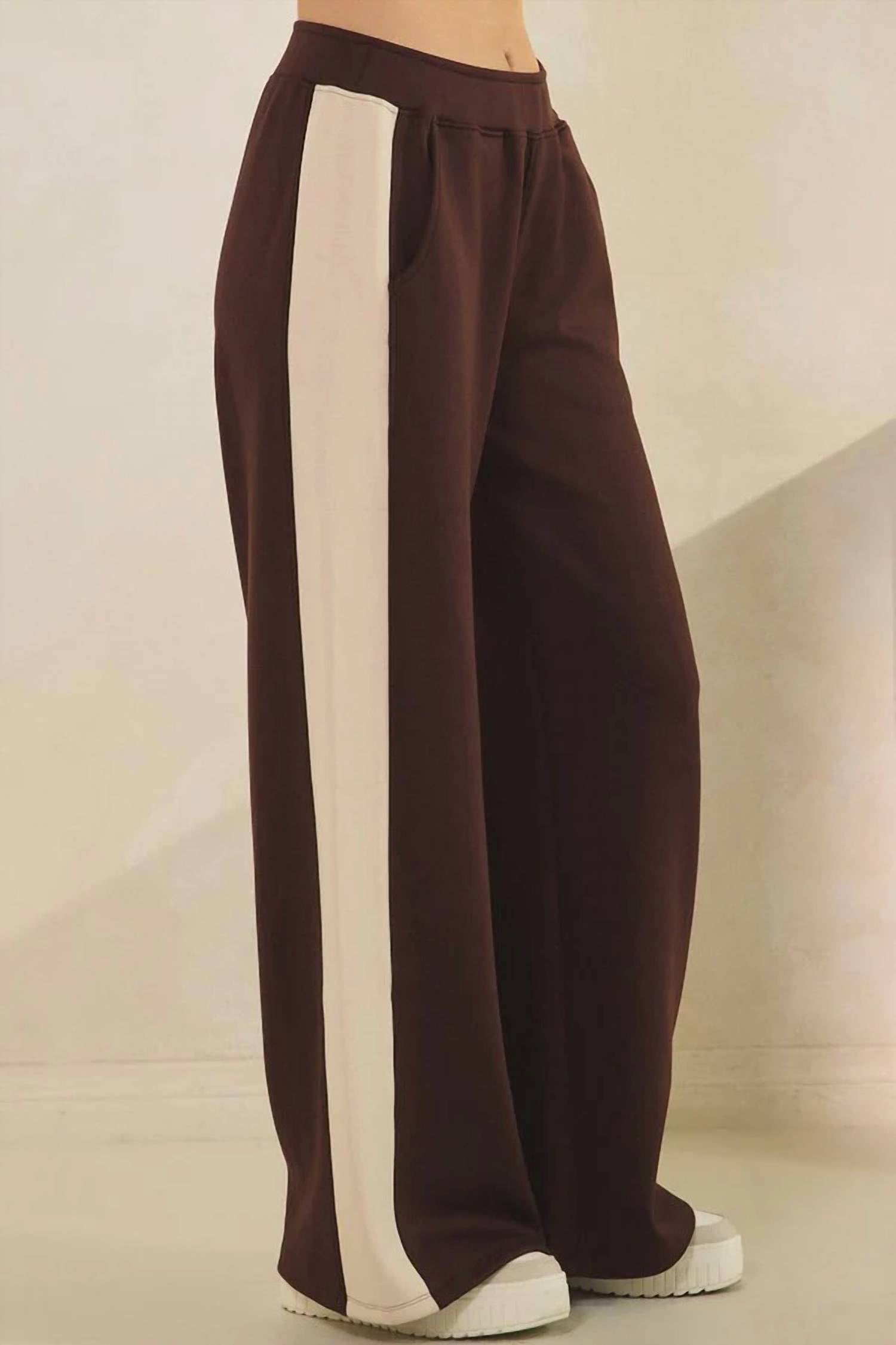 Yelete - Relaxed Fit Two-toned Wide Leg Pants