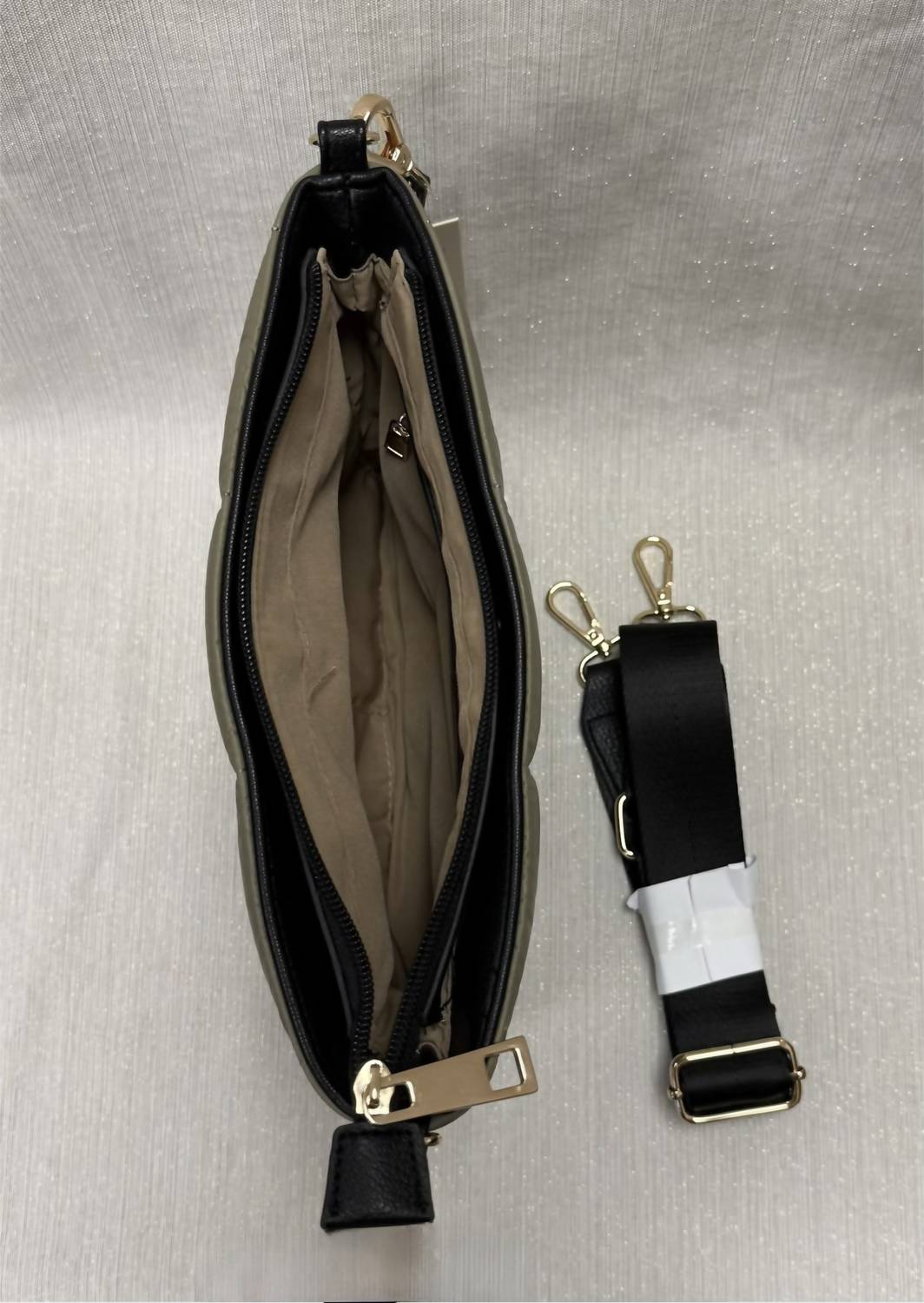 Chinese Laundry - Women's Wristlet Crossbody Bag