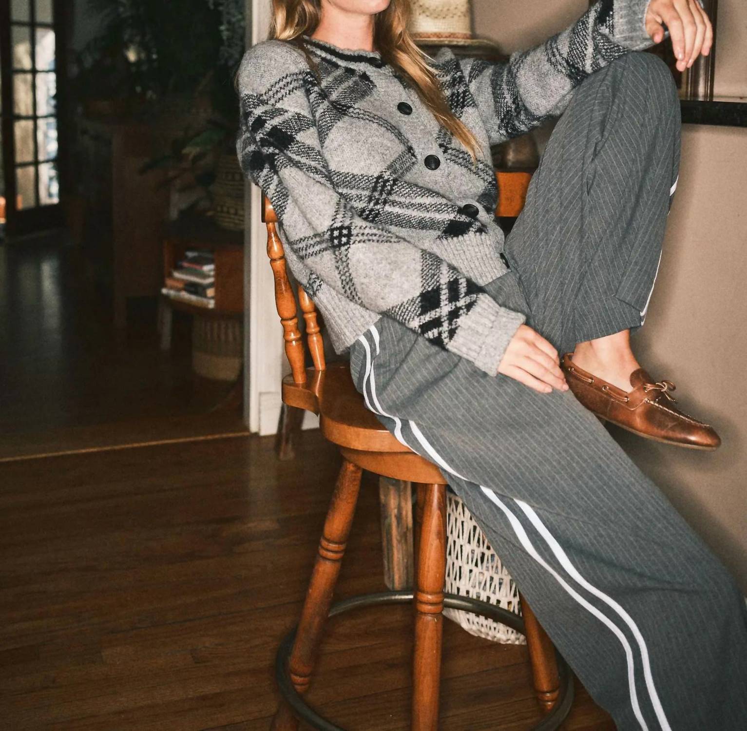 Aaron & Amber - Warm Plaid Pullover Cardigan