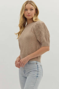 Entro - Embroidered Short Sleeve Sweater