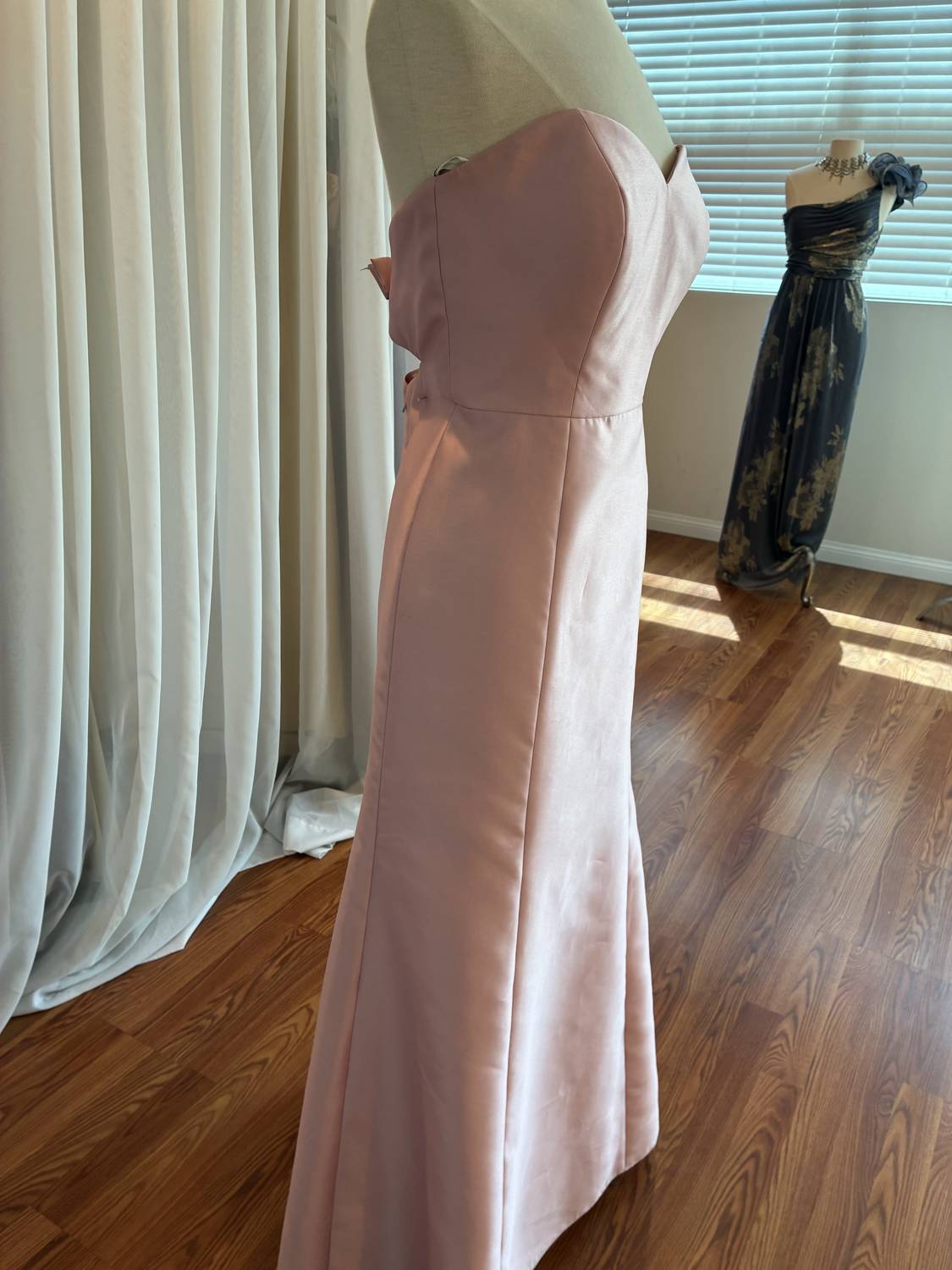 Dessy - Women's Strapless Full-Length Gown