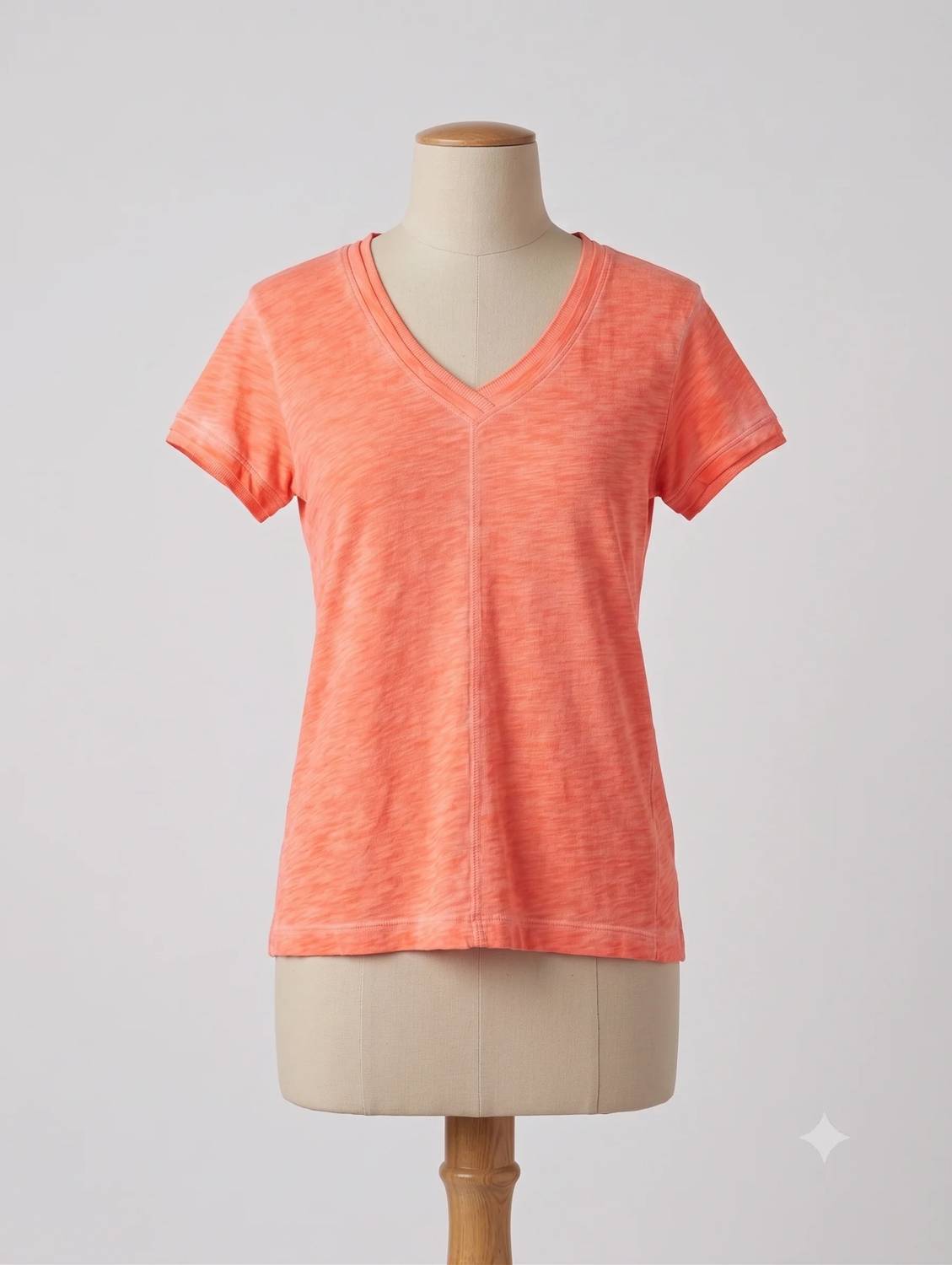 Elliott Lauren - V-neck Short Sleeve V Front Tee