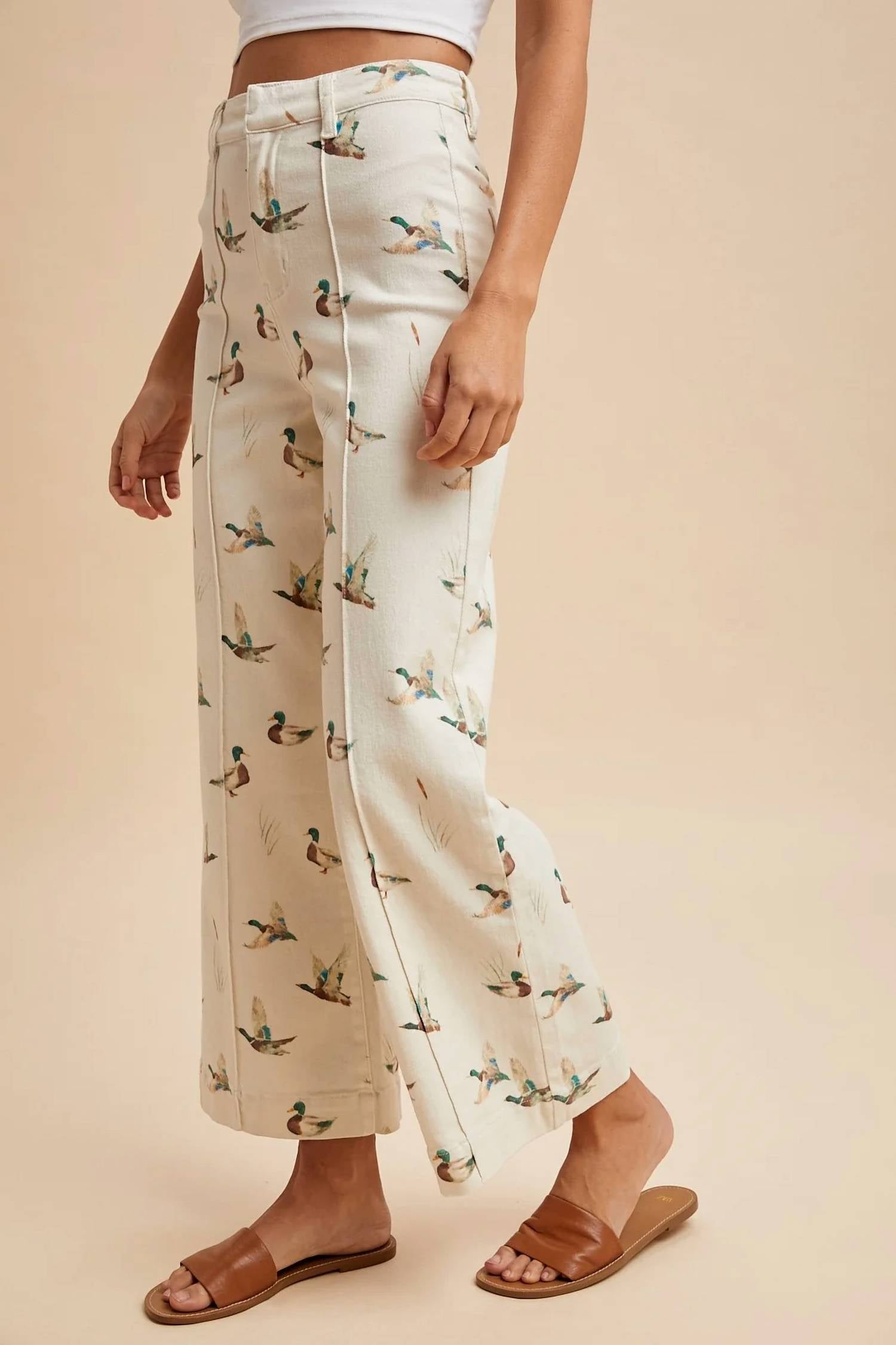 Anniewear - Daisy Duck Mallard Printed Wide Leg Jeans