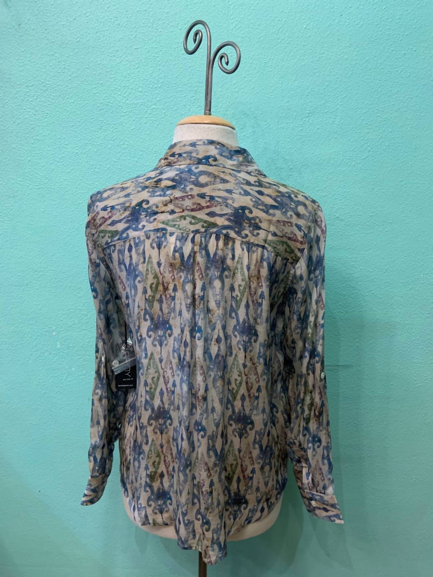 Apny - Women's Batik Buttondown Blouse