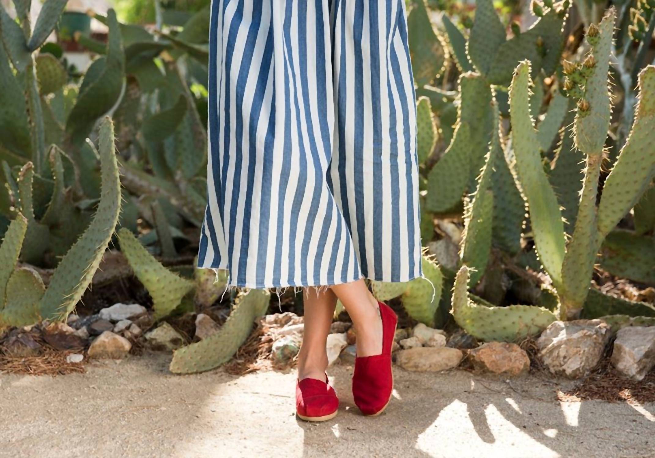 Toms - Women's Classic Alpargatas Slip-on Shoes