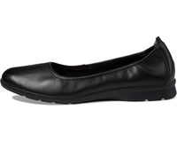 Clarks - Women's Jenette Ease Ballet Flat