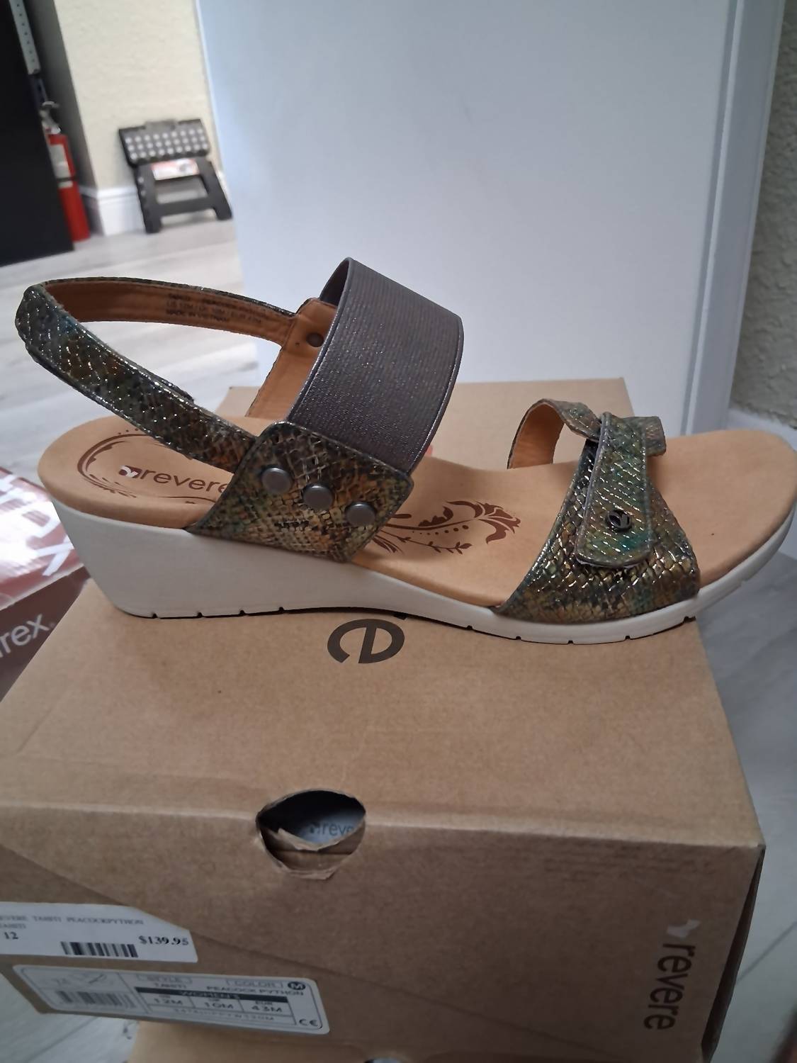 Revere - Women's Tahiti Sandal