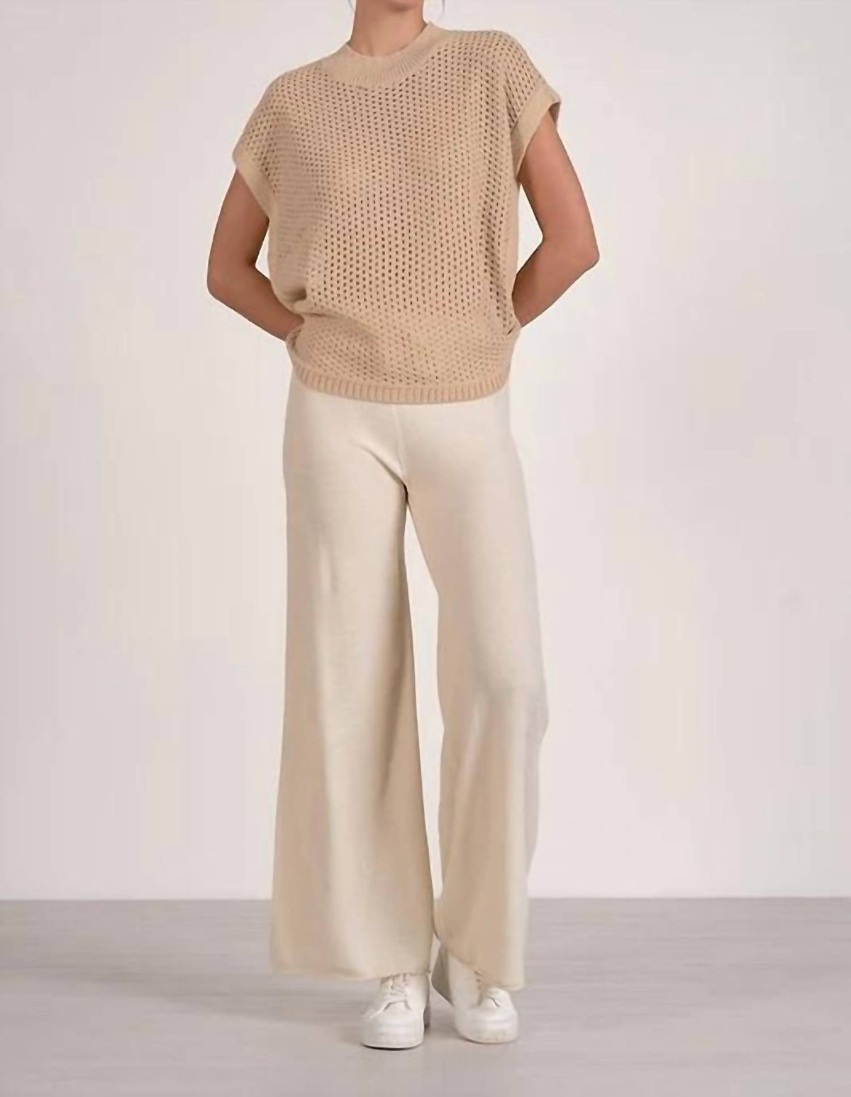 Elan - Short Sleeve Knit Top