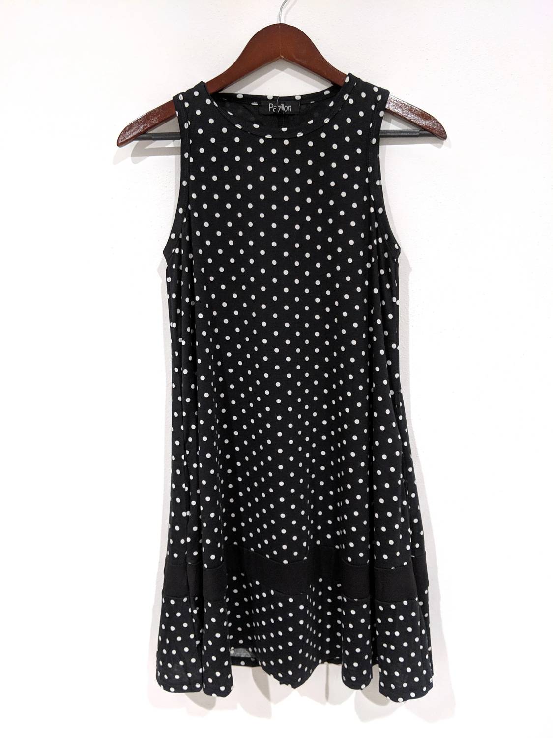Nimi K - Sleeveless Swing Dress