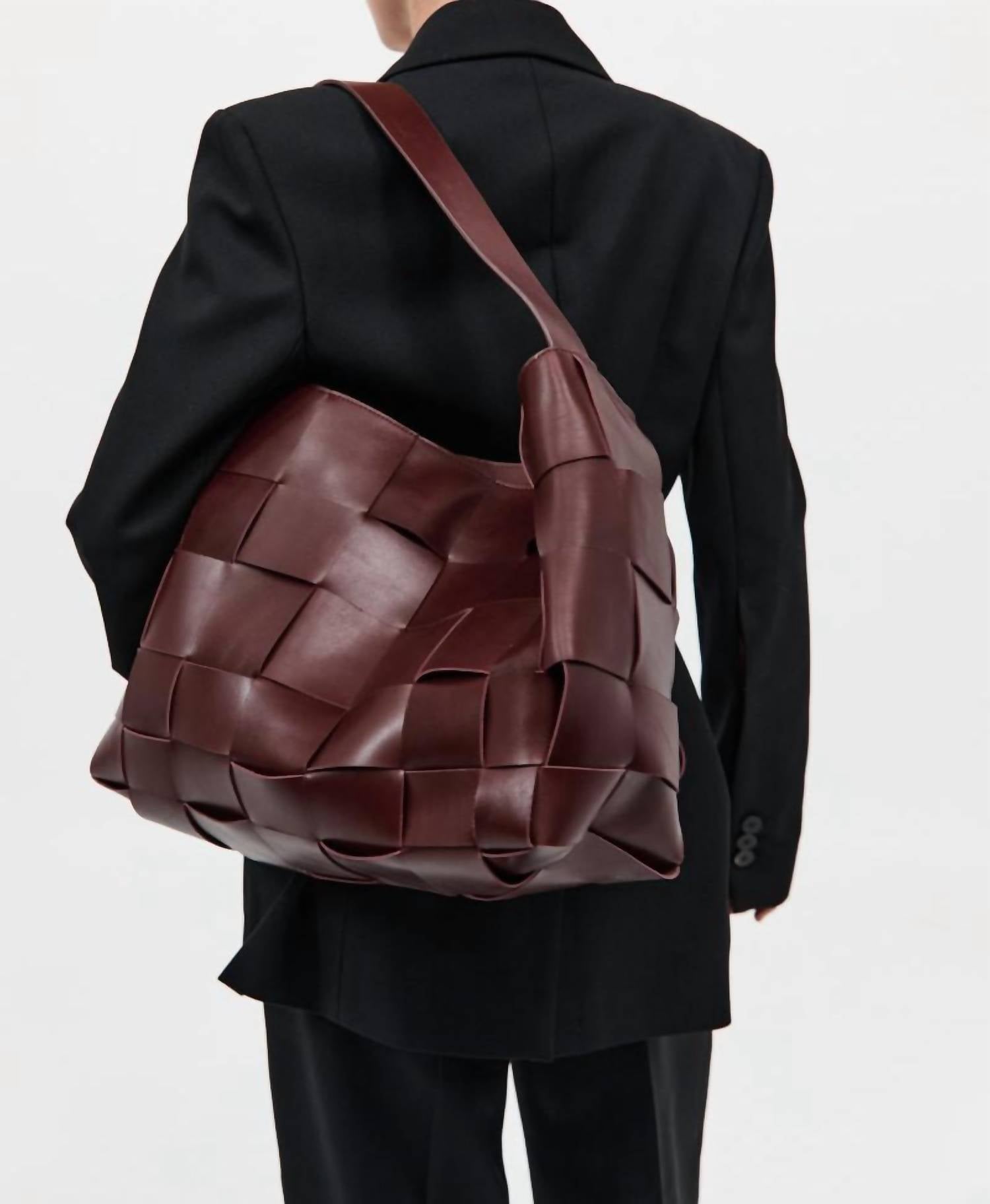 St. Agni - Women's Woven Large Tote