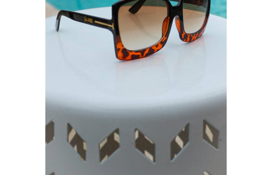 Julia Rose - Women's Megan Oversized Gradient Sunglasses