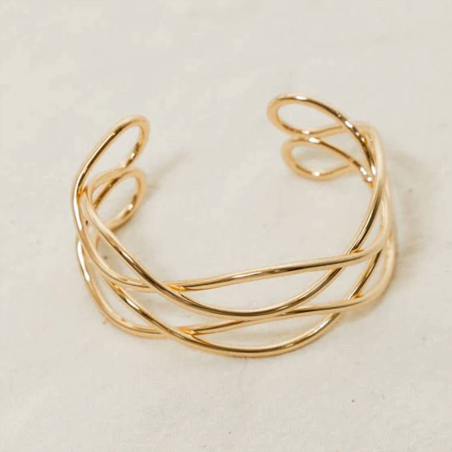 Leto - Women's Wavy Cuff Bracelet