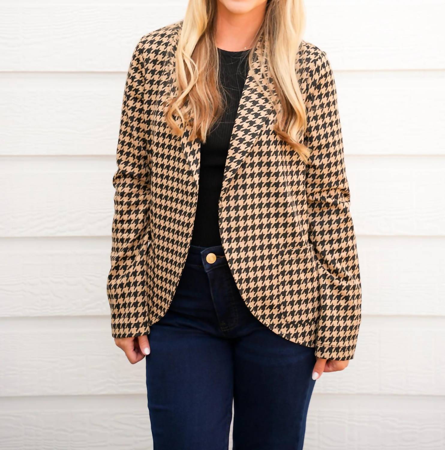 Doe And Rae - Houndstooth Jacquard Blazer