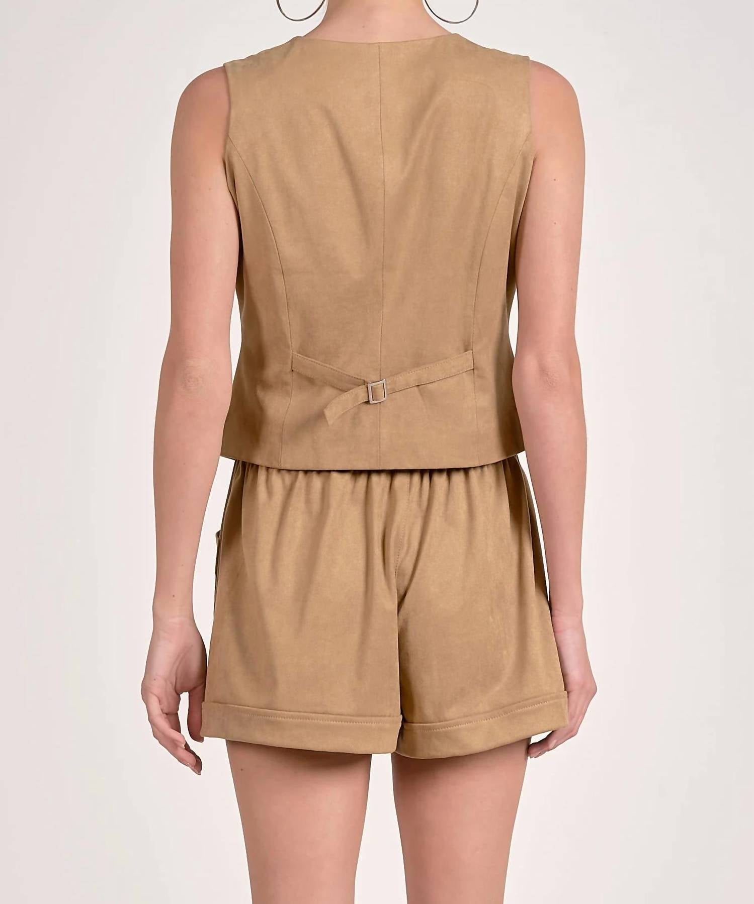 ELAN Elastic Waist Short in sand - women's shorts - detail view