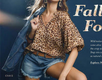 Umgee - Bubble Sleeved Animal Print Blouse