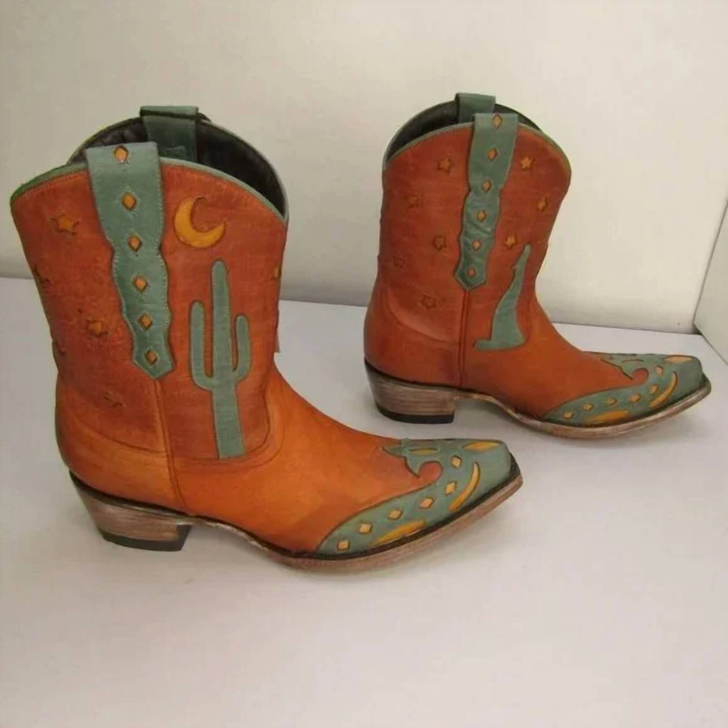 Allens Boots Women's Coyote Moon Cowboy Boots in brown - women's shoe