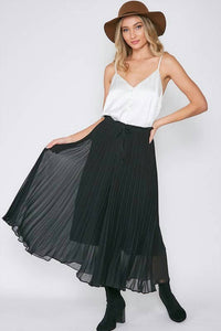 Vine & Love - Elegant Comfort Pleated Wide-Leg Pants