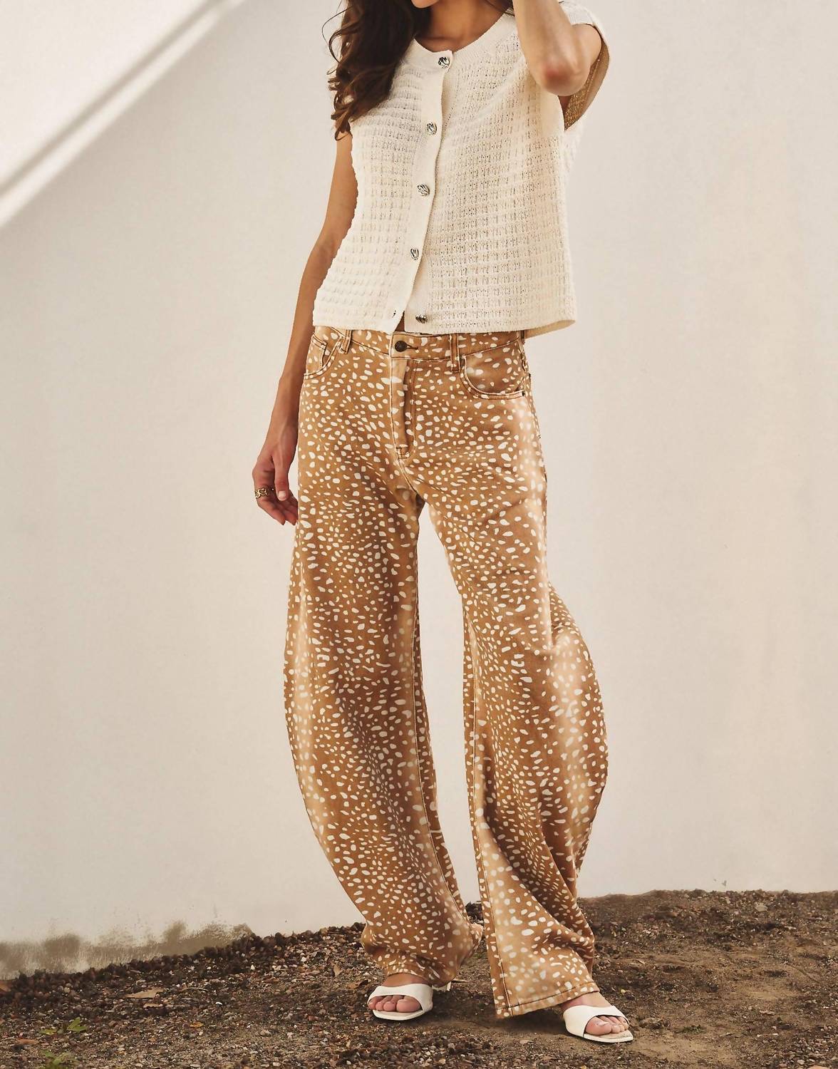Urban Daizy - Bambi Deer Print Wide Leg Denim Pants