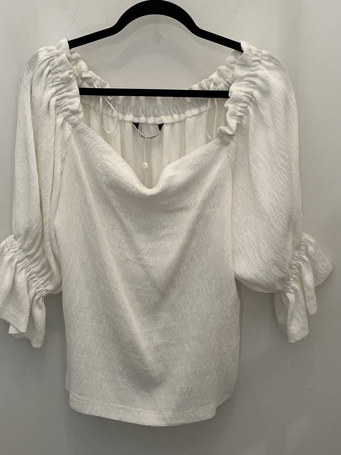 Trina Turk - Women Scoop Neck Top