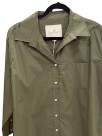 Le Marais - Women's Button Up Shirt