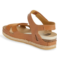 Onfoot - Women's Trenton Sandal