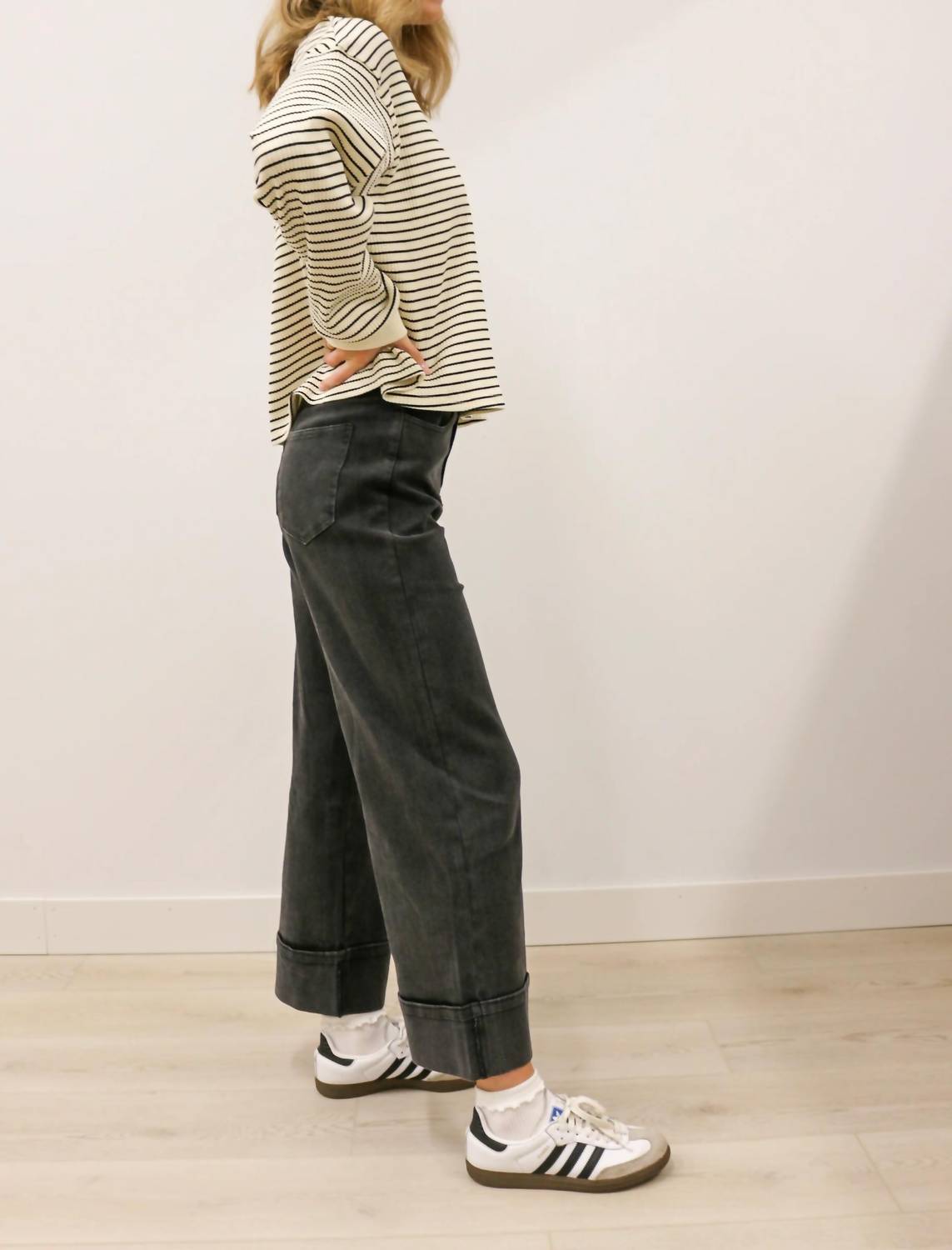 Entro - Nataline Casual Wide Leg Cuffed Pants