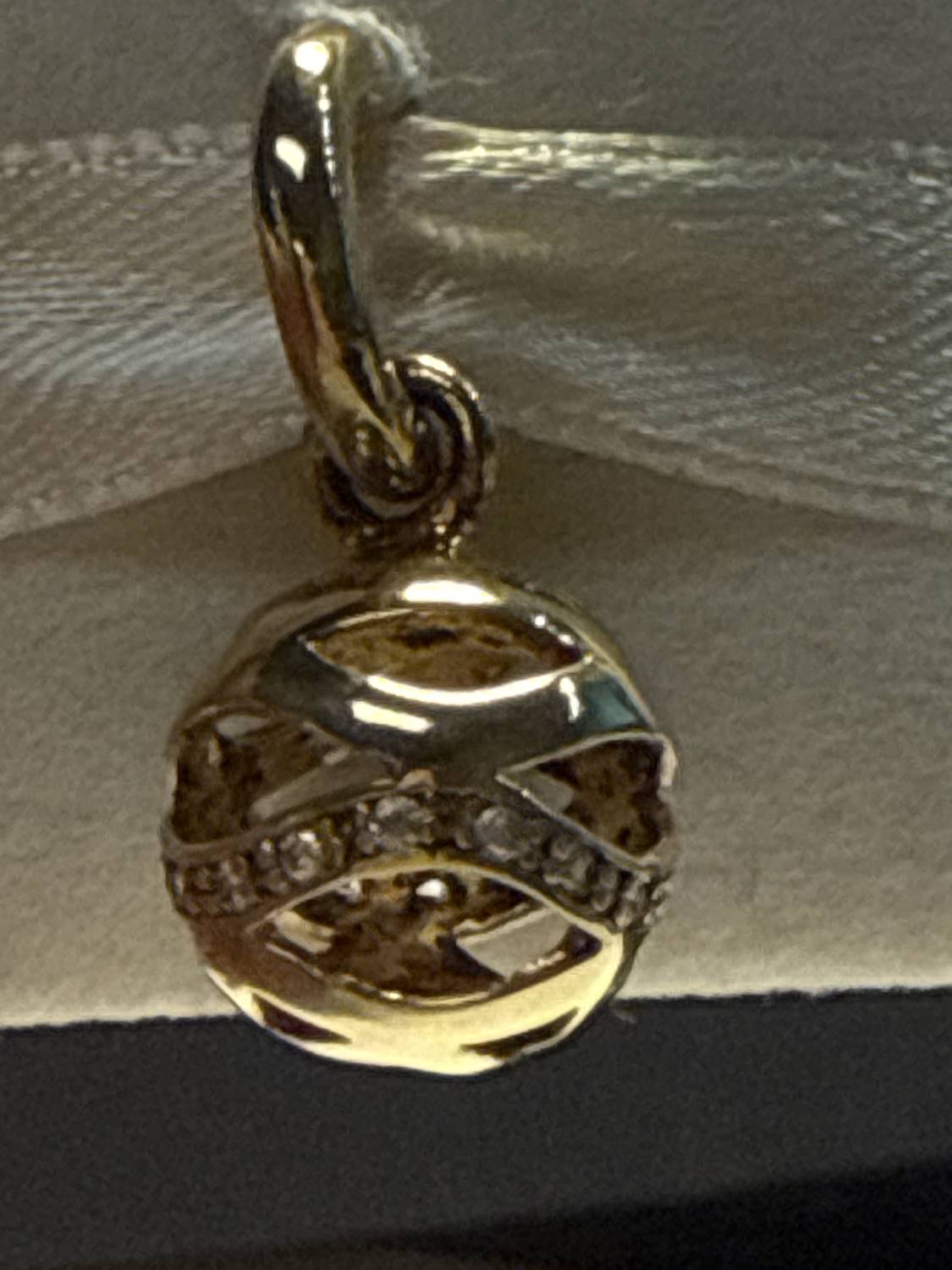 Story Jewellery - Women's Wavy Globe Charm