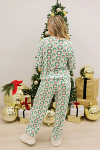 Mary Square - Annie Rosy Wreaths Holiday Pajama Set