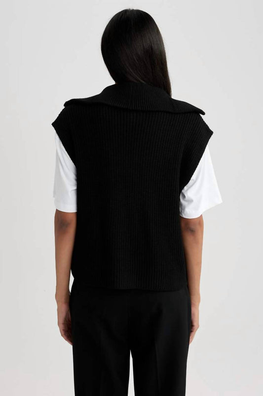 Cloud Ten - Half Zip Sweater Vest