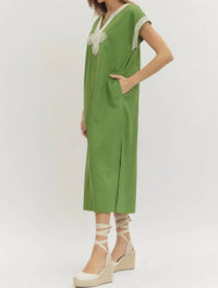 Entro - Applique Trim Midi Dress