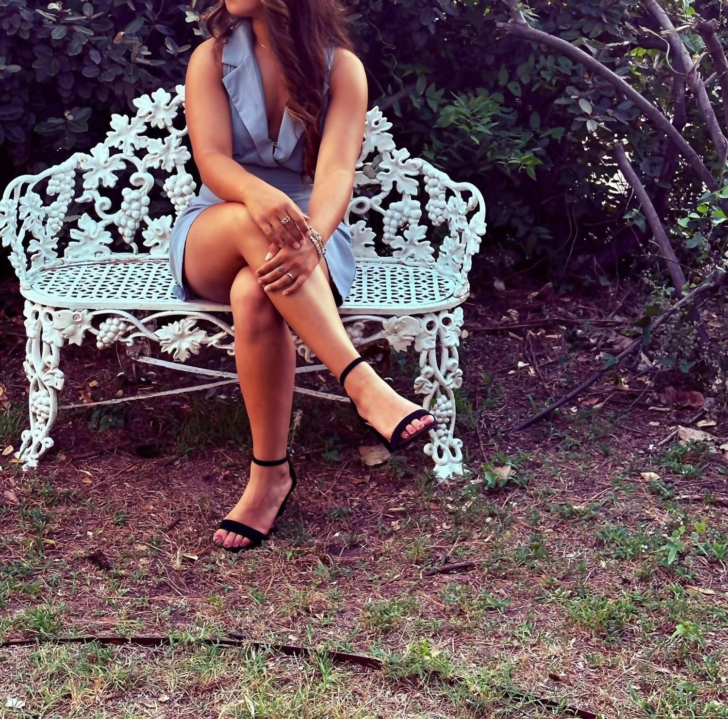 Le Lis - Collared Mini Dress