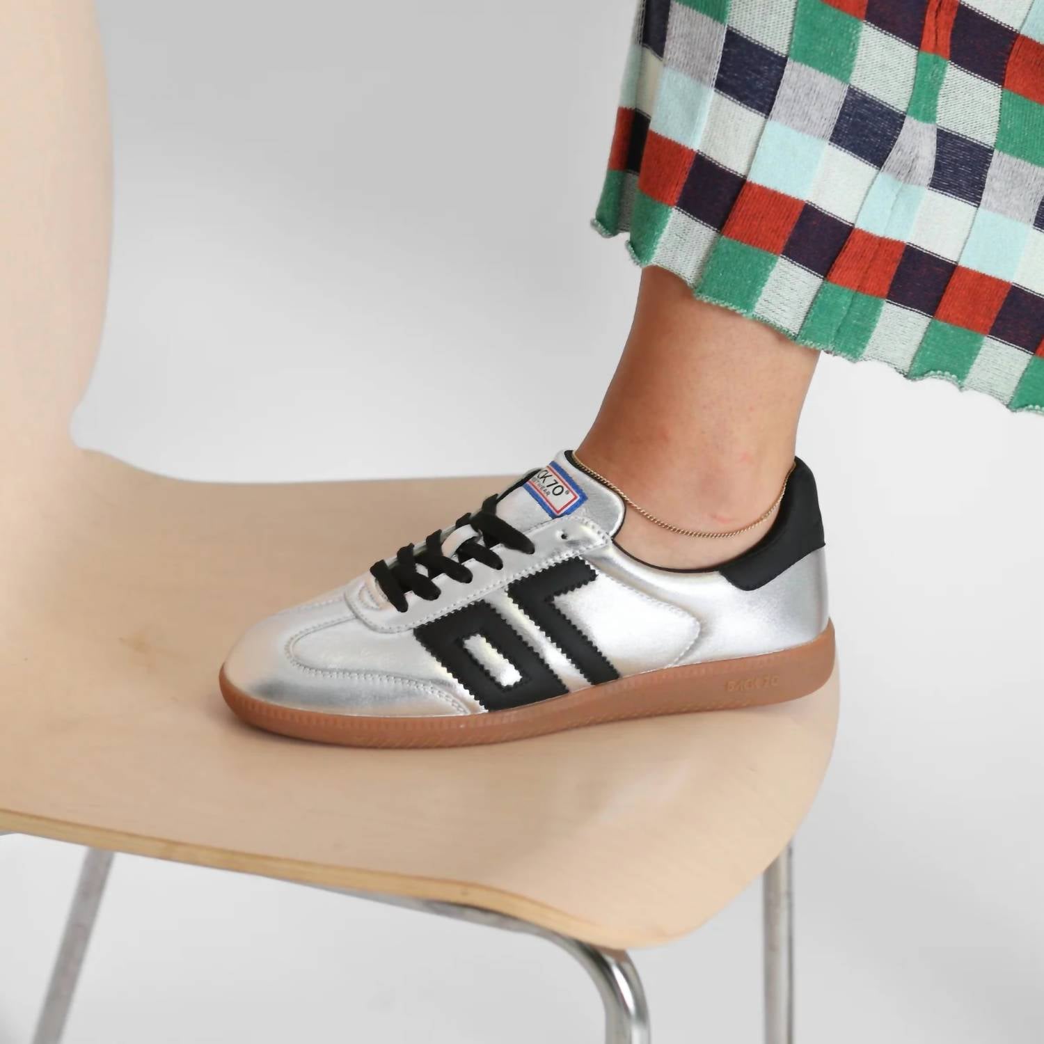 Back 70 - Women's Cloud Nm Sneaker