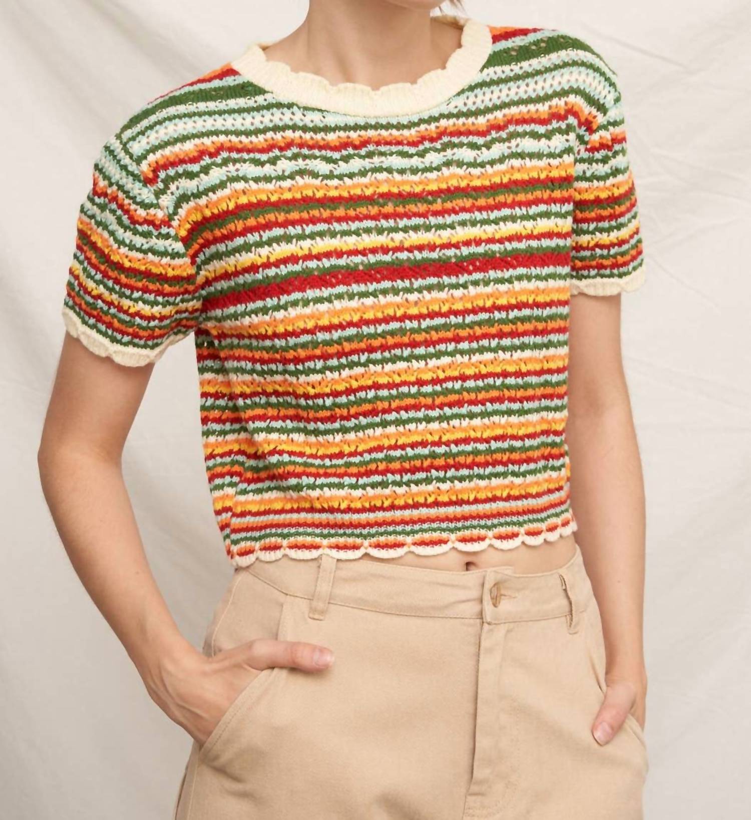 En Creme - Short Sleeve Knit Sweater Cropped Top